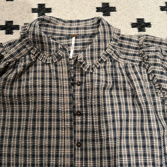 Free people - Picture 2 of 7